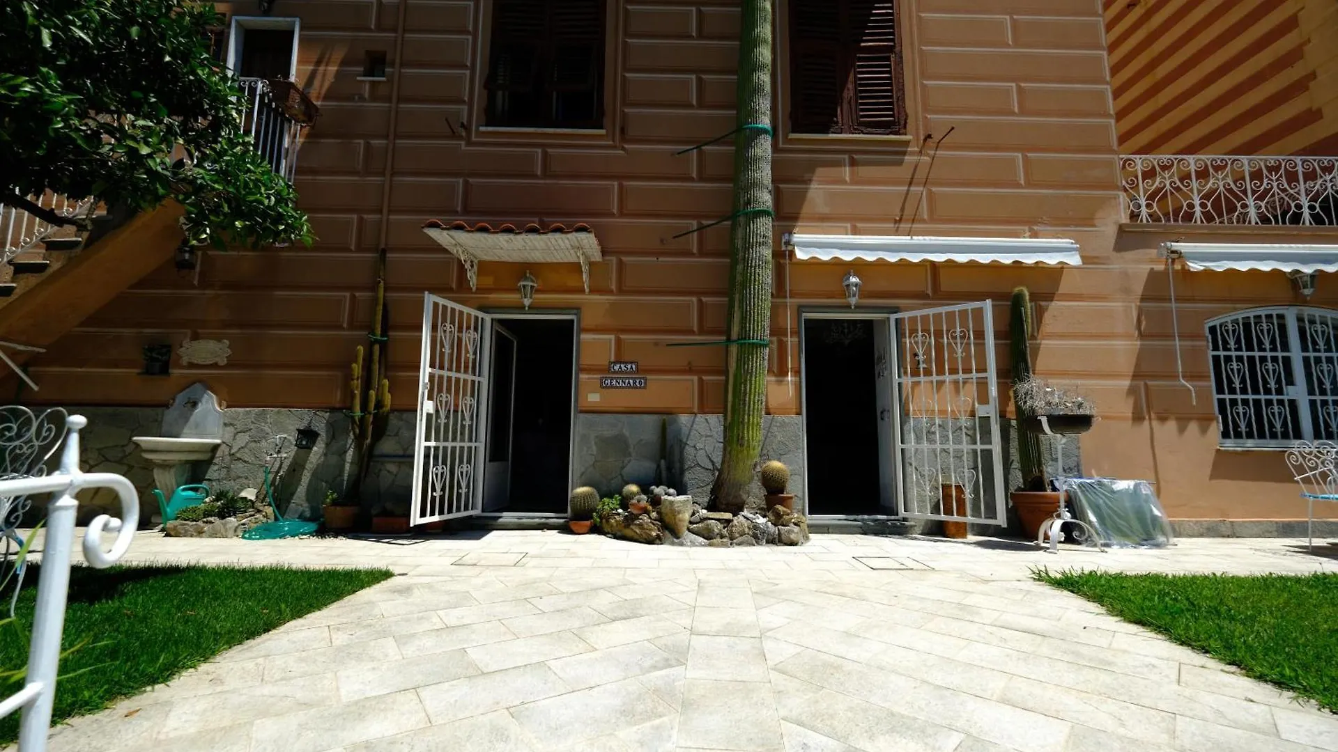 La Casa Di Sotto By Portofinovacanze Camogli