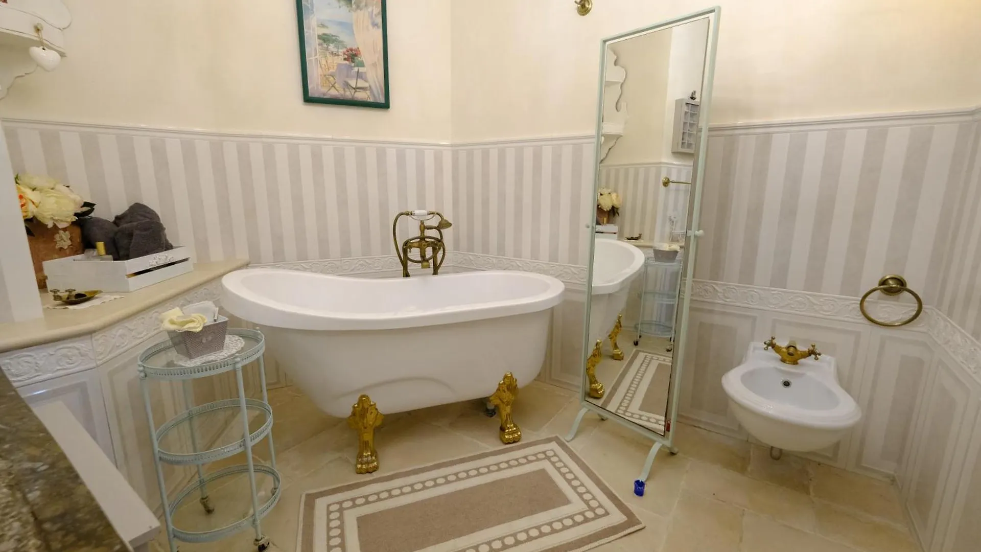 Apartment La Casa Di Sotto By Portofinovacanze Camogli Italy